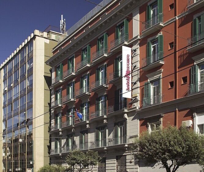 هتل Mercure Napoli Centro Angioino