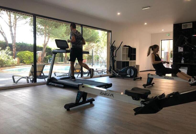 هتل Mercure Bordeaux Aeroport