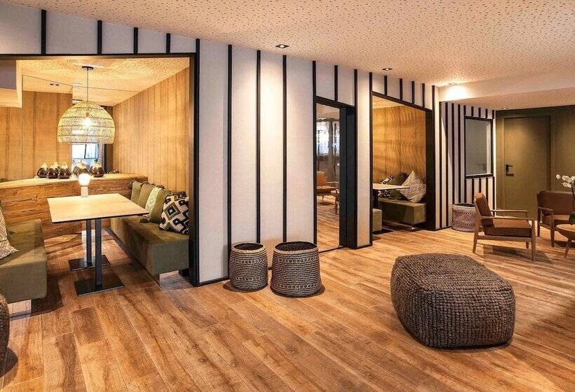 בית מלון כפרי Mercure Chambery Centre