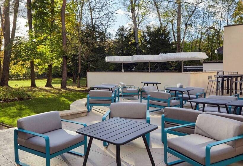 בית מלון כפרי Mercure Château De Fontainebleau