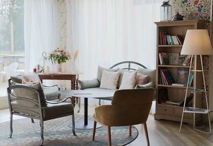 בית מלון כפרי Mercure Château De Fontainebleau