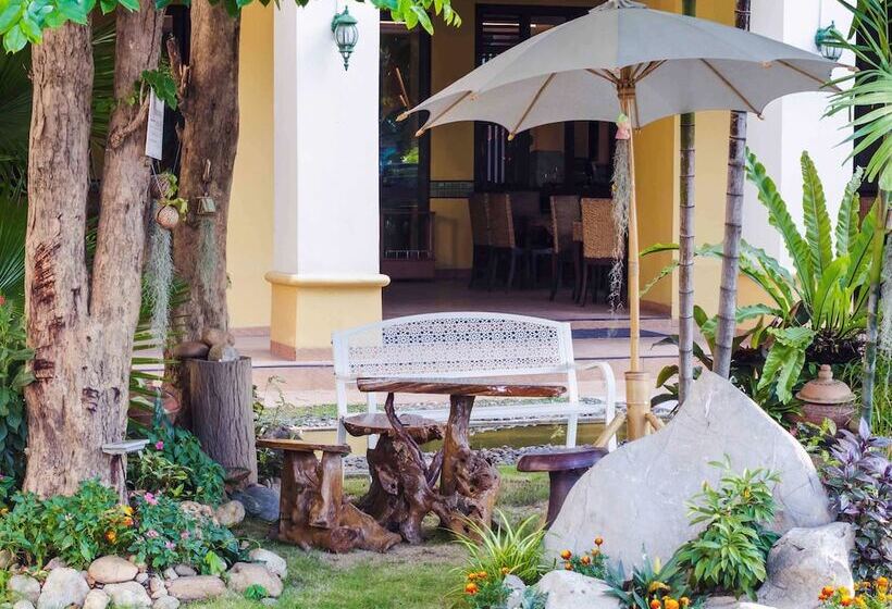 Отель Mercure Chiang Mai