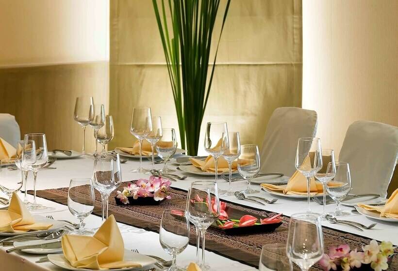Отель Mercure Chiang Mai