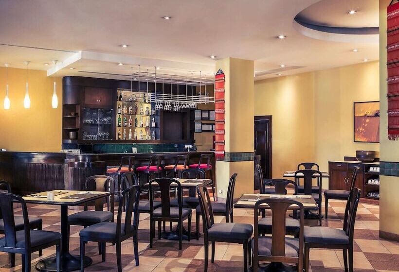 Отель Mercure Chiang Mai