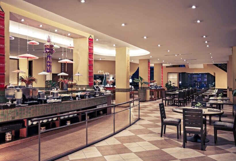 Отель Mercure Chiang Mai
