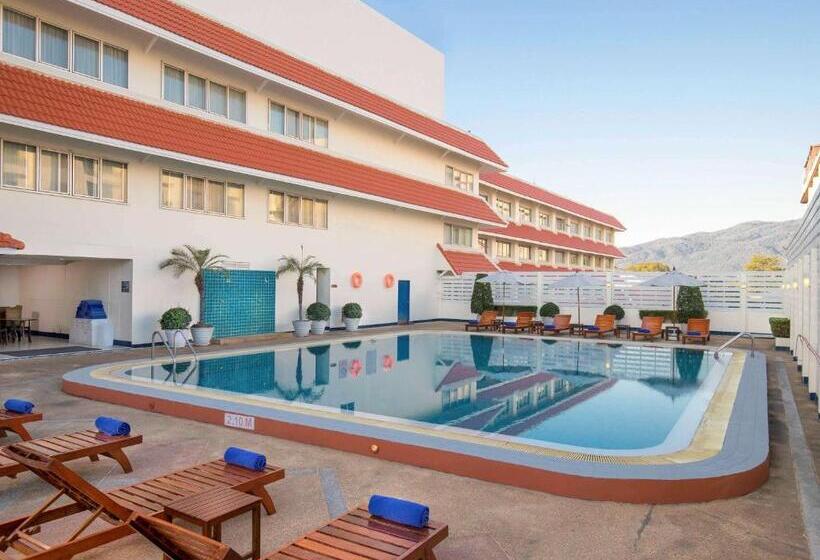 Отель Mercure Chiang Mai