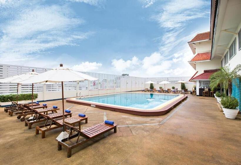 Отель Mercure Chiang Mai