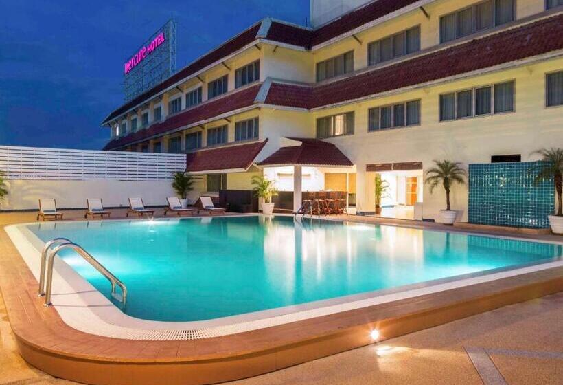 Отель Mercure Chiang Mai