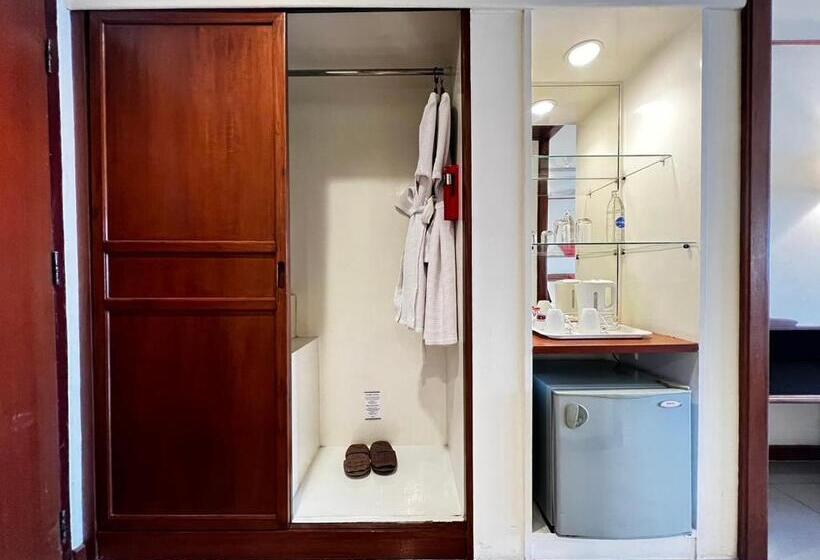 Отель Mercure Chiang Mai