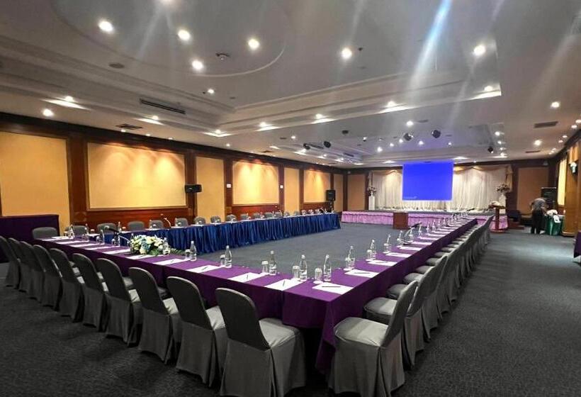 Отель Mercure Chiang Mai