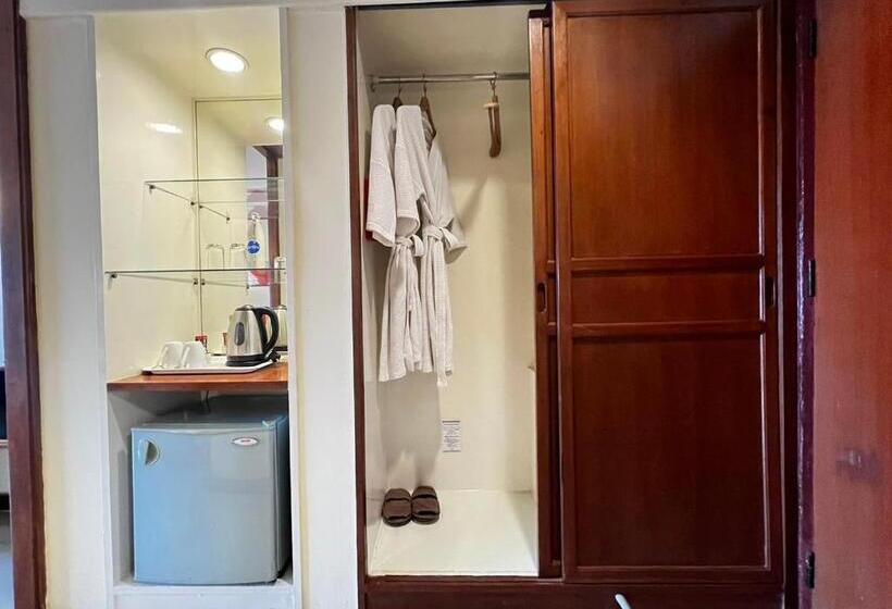 Отель Mercure Chiang Mai