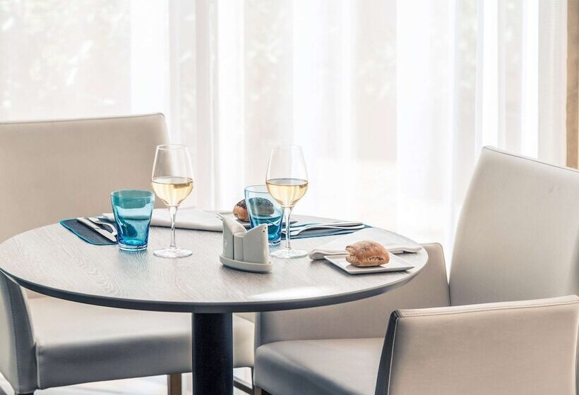 هتل Mercure Montpellier Centre Antigone