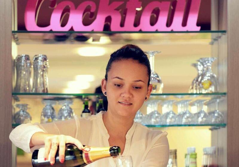 בית מלון כפרי Mercure Perpignan Centre