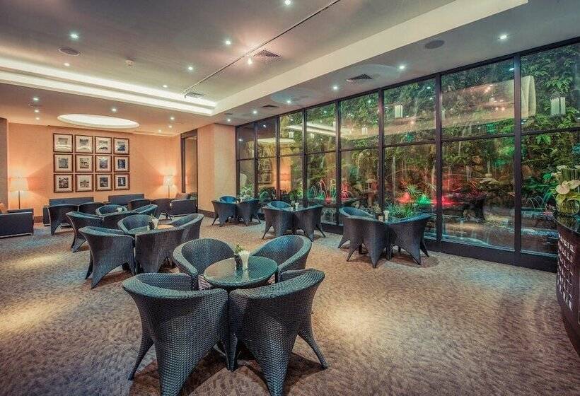 Millennium Harbourview Hotel Xiamen Near Metro Station & Zhongshan Road