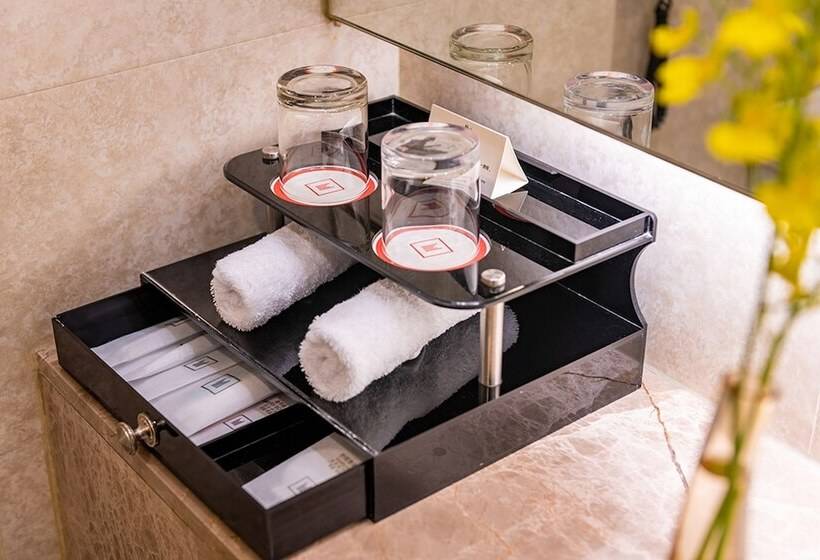 Millennium Harbourview Hotel Xiamen Near Metro Station & Zhongshan Road