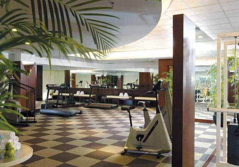 בית מלון כפרי New World Shenyang