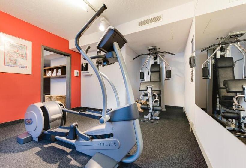 Novina Hotel Wöhrdersee Nürnberg City