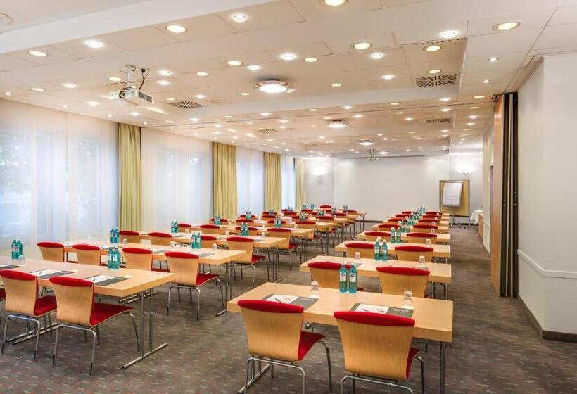 Novina Hotel Wöhrdersee Nürnberg City