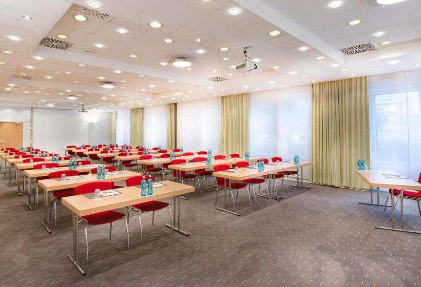 Novina Hotel Wöhrdersee Nürnberg City