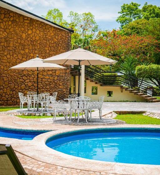 ホテル Nututun Palenque