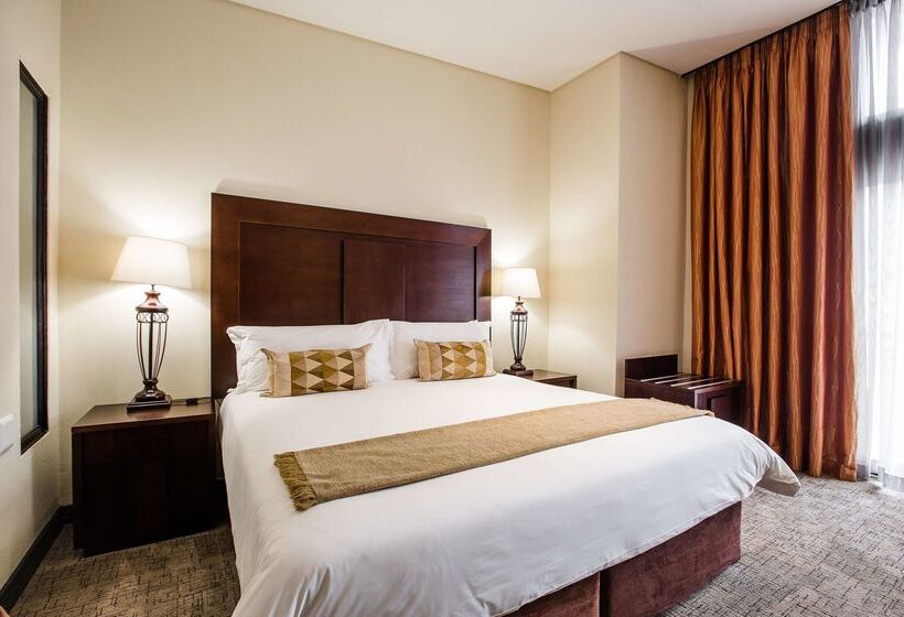 Premier Hotel Cape Town