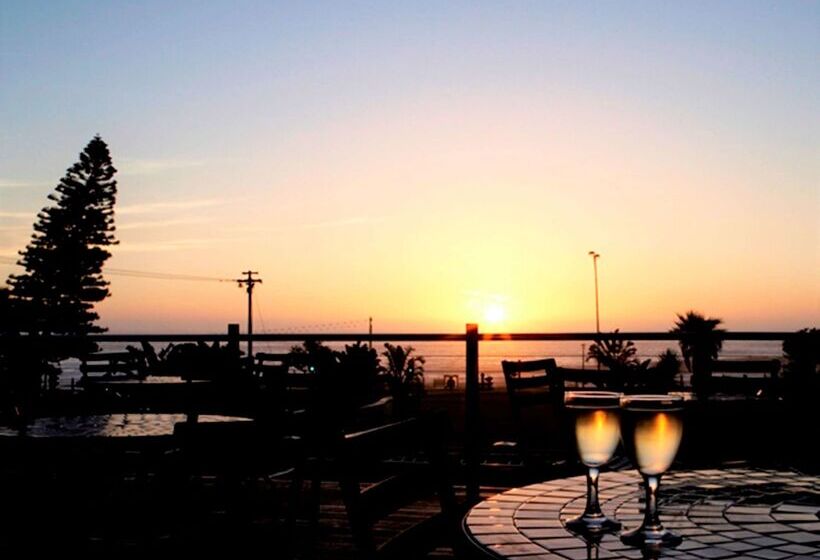 Premier Hotel Cape Town