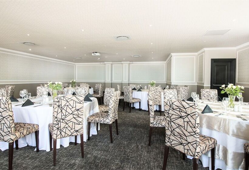 Premier Hotel Cape Town