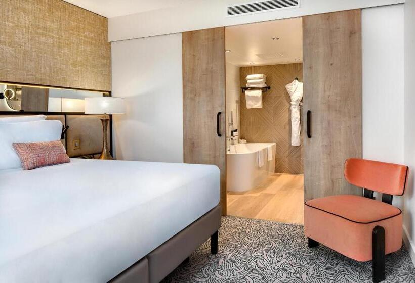 Отель Pullman La Pléiade Montpellier Centre