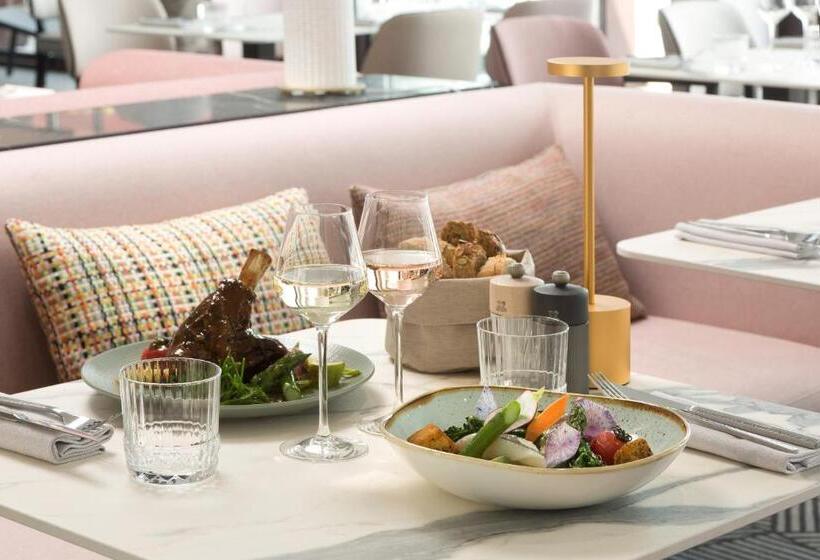 Отель Pullman La Pléiade Montpellier Centre