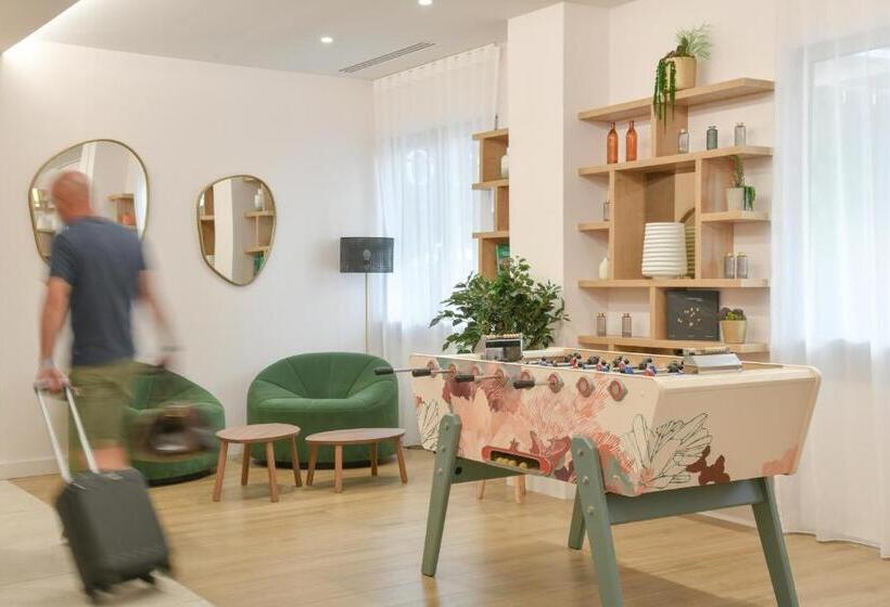 Отель Pullman La Pléiade Montpellier Centre