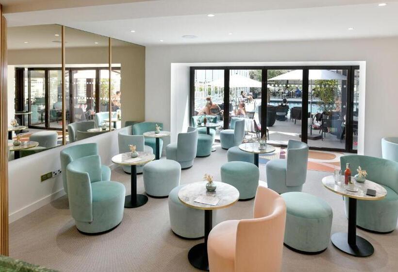 Отель Pullman La Pléiade Montpellier Centre