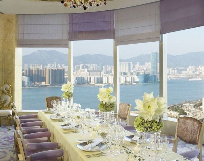 هتل Regal Hongkong