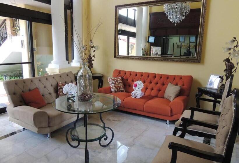 Отель Residencial