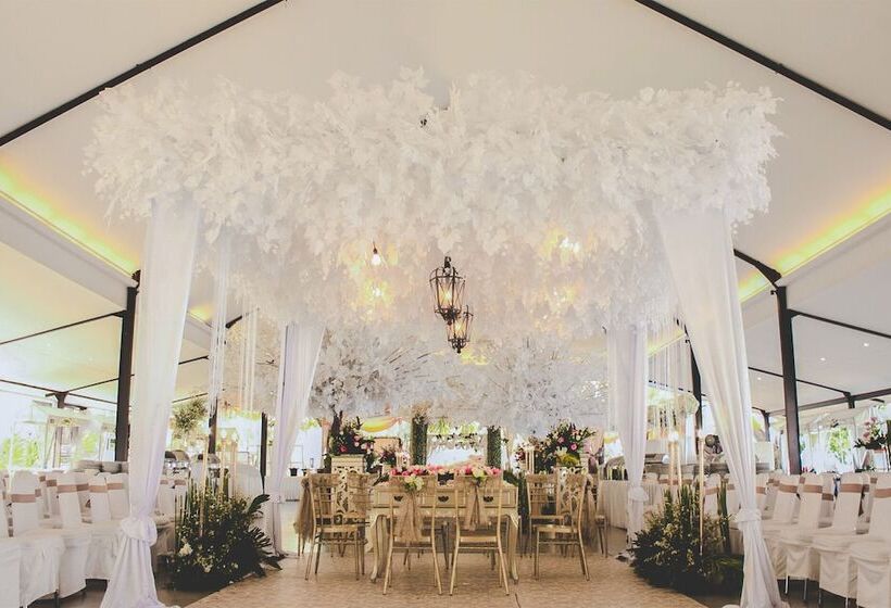 Mambruk Hotel & Convention