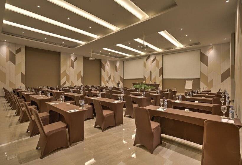 Mambruk Hotel & Convention