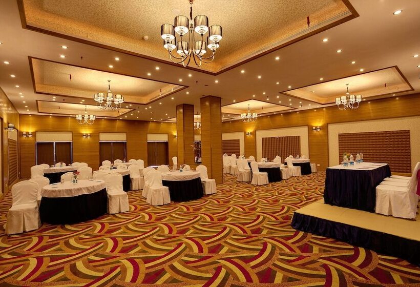 בית מלון כפרי Sinclairs Retreat Ooty