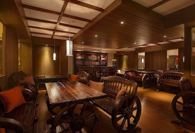 בית מלון כפרי Sinclairs Retreat Ooty