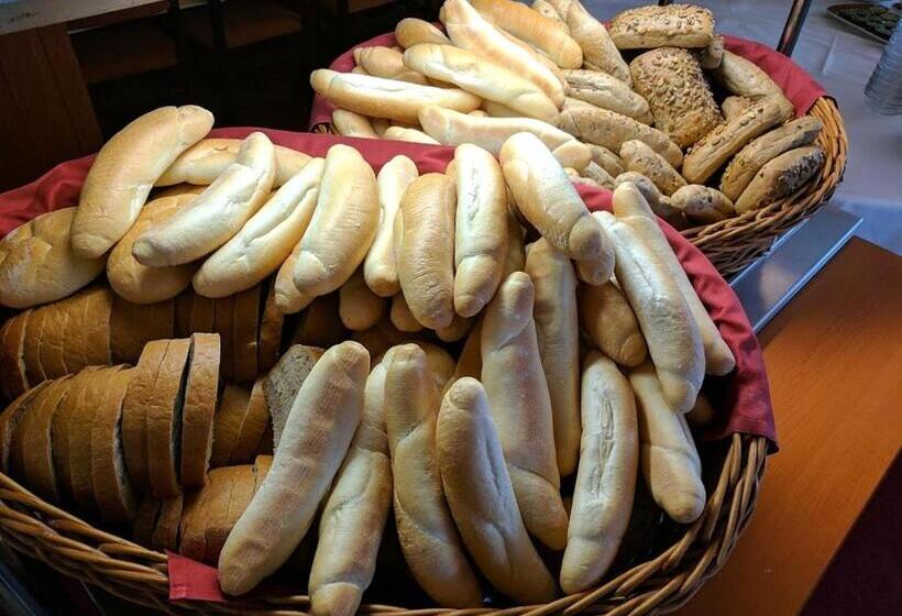 Отель Skalsky Dvur