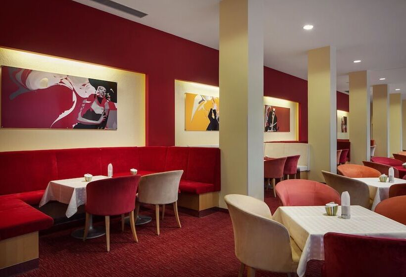 هتل Spa Resort Sanssouci