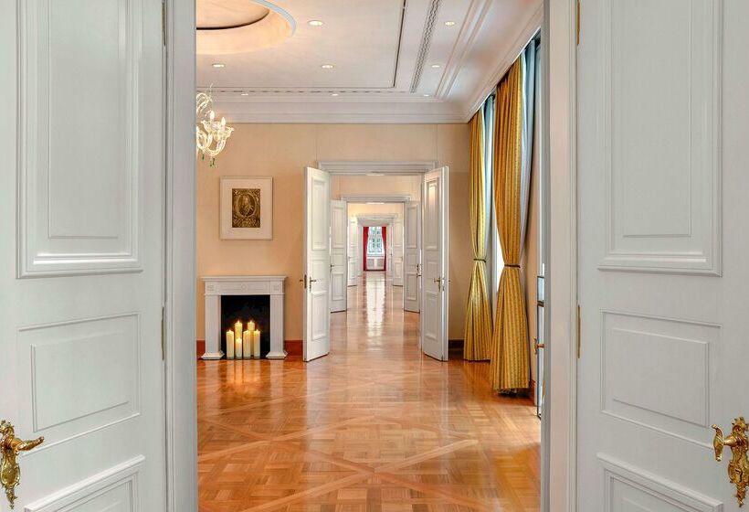 호텔 Taschenbergpalais Kempinski