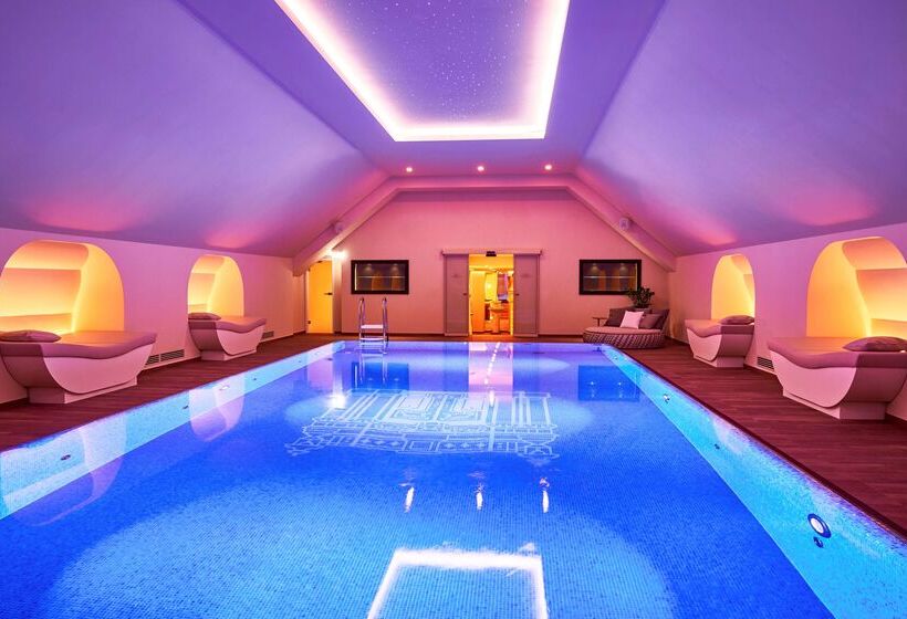 호텔 Taschenbergpalais Kempinski