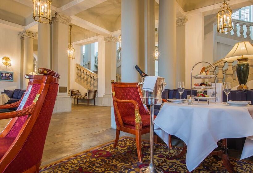 호텔 Taschenbergpalais Kempinski