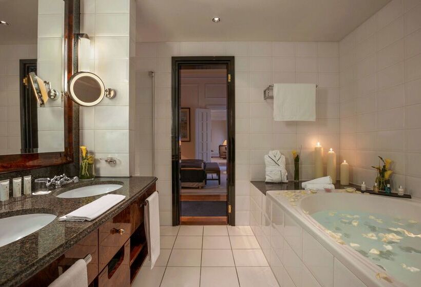 호텔 Taschenbergpalais Kempinski