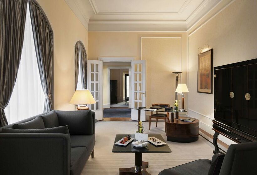 호텔 Taschenbergpalais Kempinski