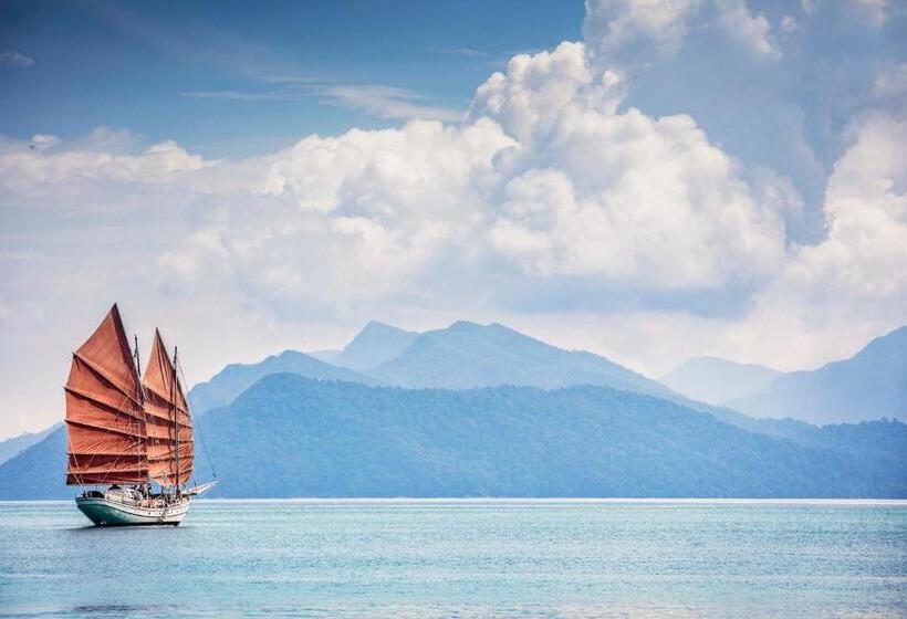 Отель The Datai Langkawi