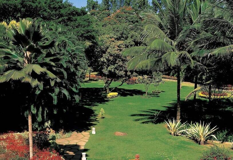 ホテル The Oberoi Bengaluru