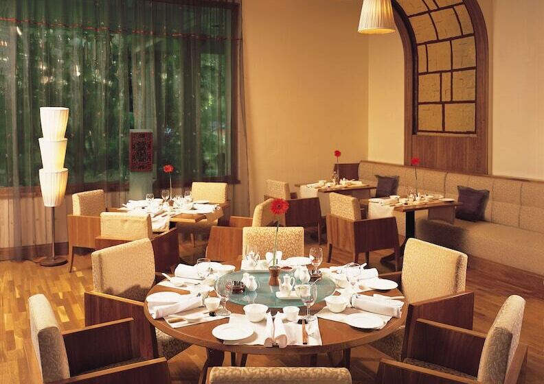 ホテル The Oberoi Bengaluru