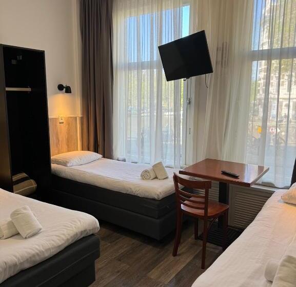 هتل Titus City Centre