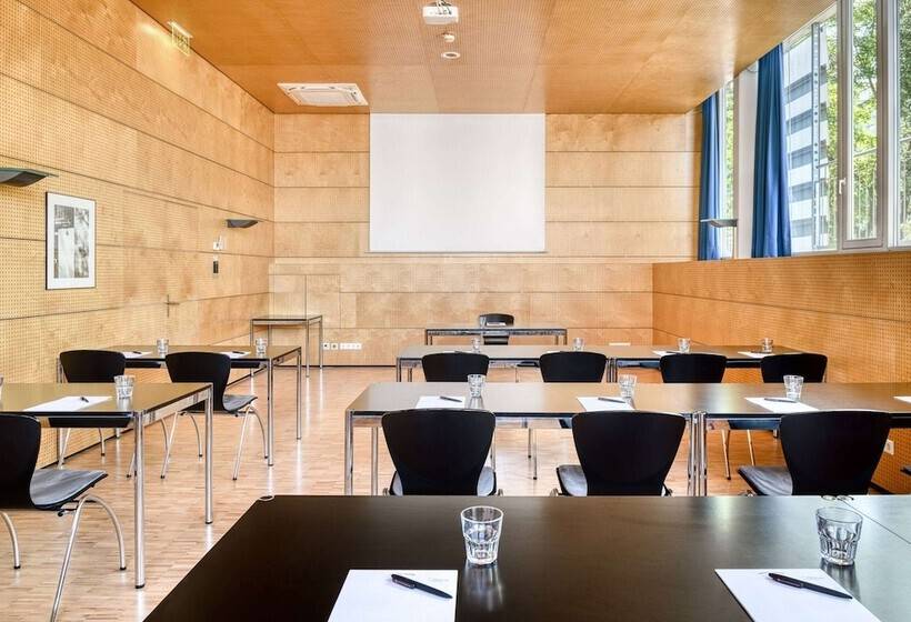 فندق Vienna House By Wyndham Martinspark Dornbirn