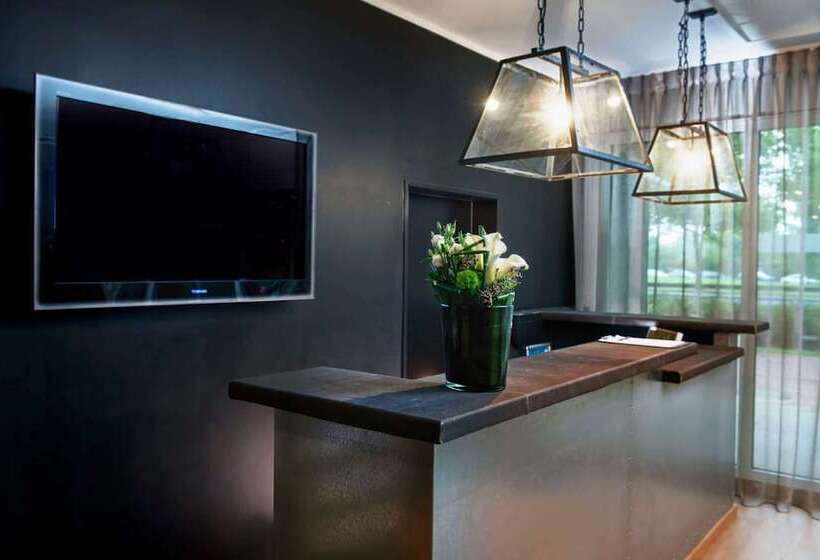 בית מלון כפרי Wyndham Hannover Atrium